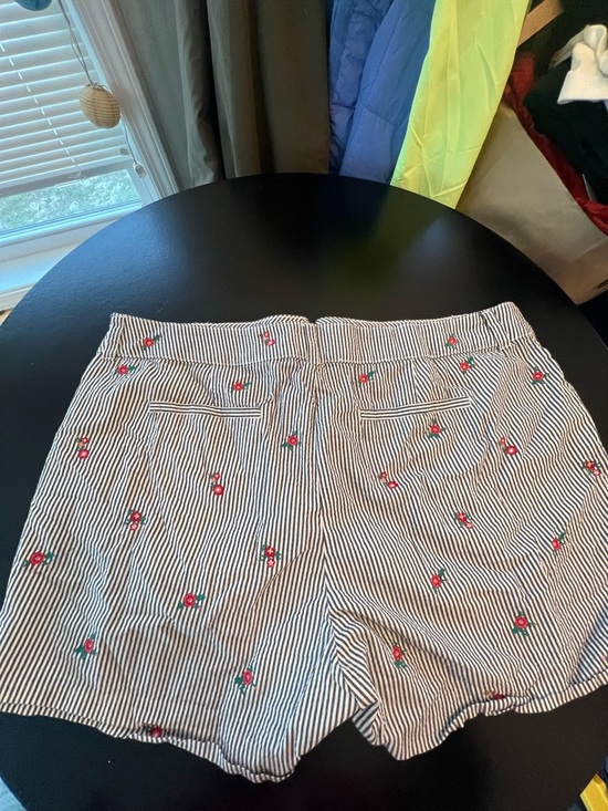 St. John's Bay Pants - St. John's Bay White & Black Striped Shorts with pink flowers Embroidery